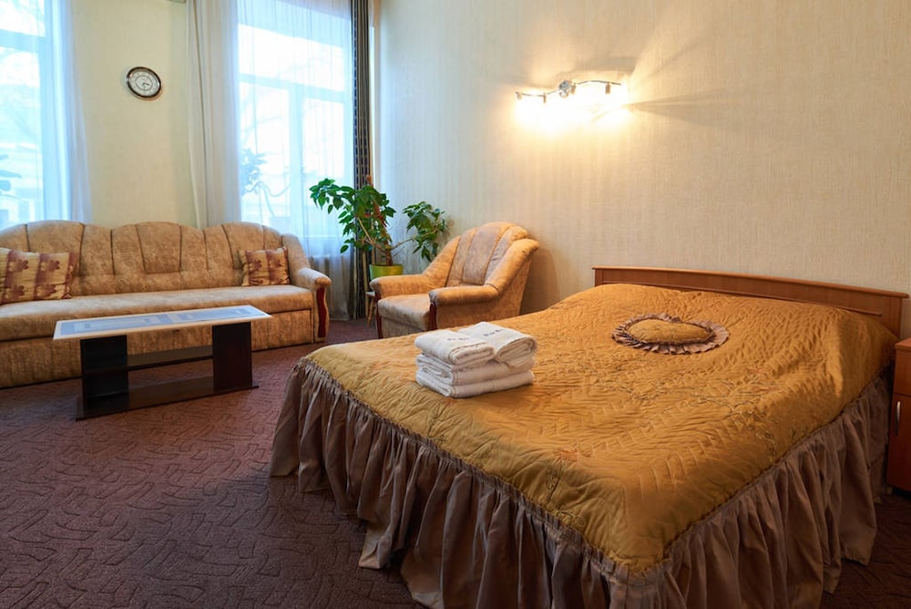 Home-Hotel Yaroslavskaya 15-23 view 2