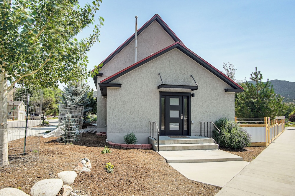 Divine Salida Stay: Walkable Location Near Dtwn!