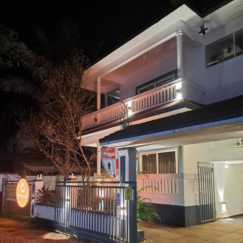 Apricot Inn