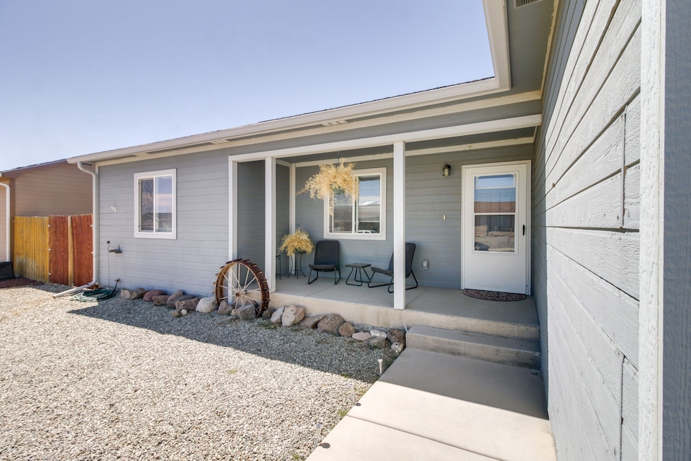 Cozy Colorado Retreat w/ Patio, Grill & Fire Pit! view 3