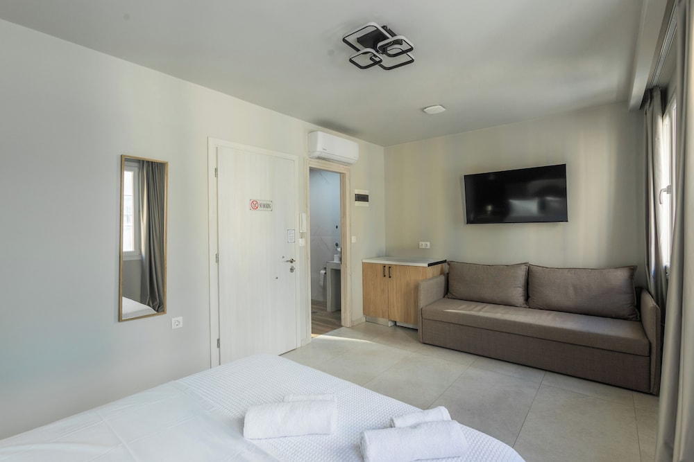 Noima Luxury Suites