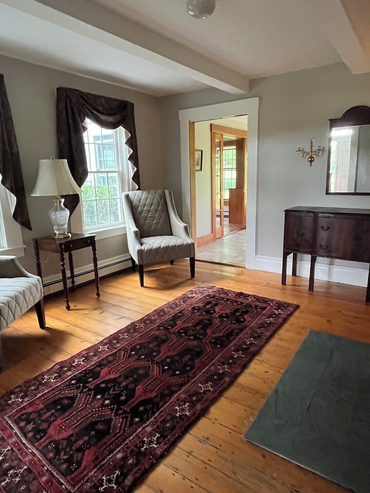 Inn at Valley Farms