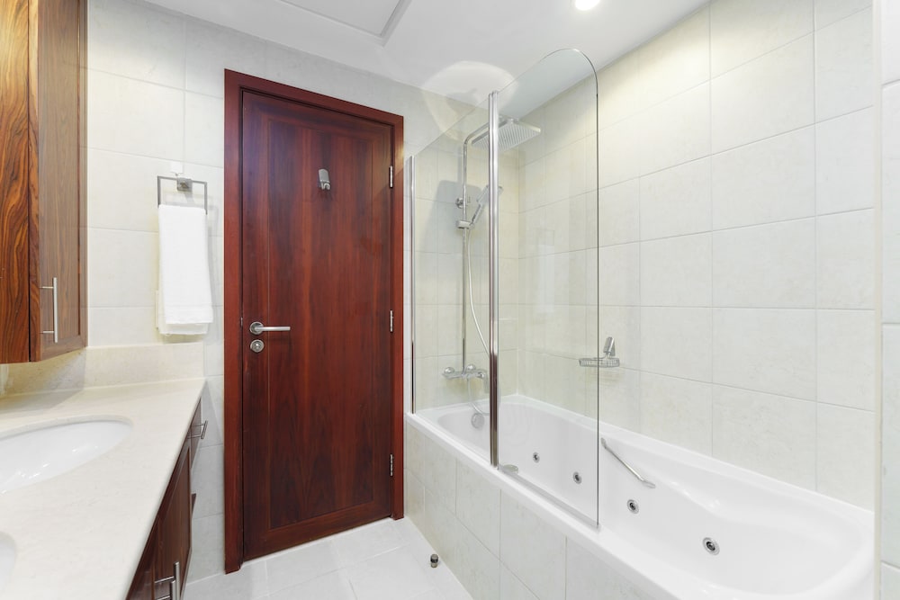 Maison Privee - Exclusive Duplex Villa with Panoramic Terrace Overlooking Burj Khalifa