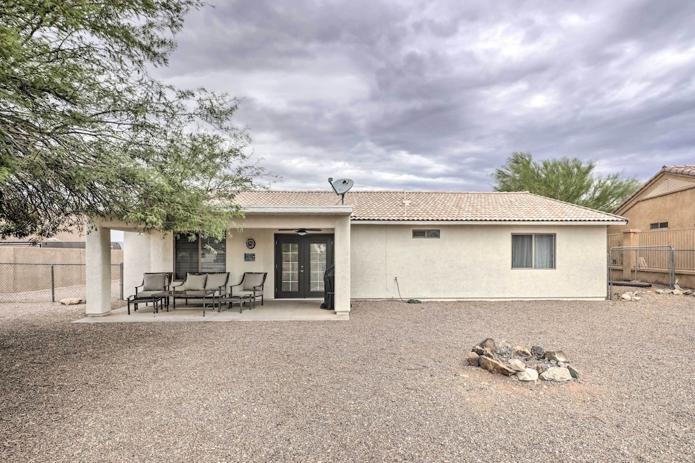 Dog-friendly Retreat w/ Fire Pit & RV Hookups view 4