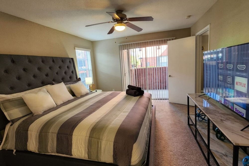 Medical Center 2BR With Resort Amenities