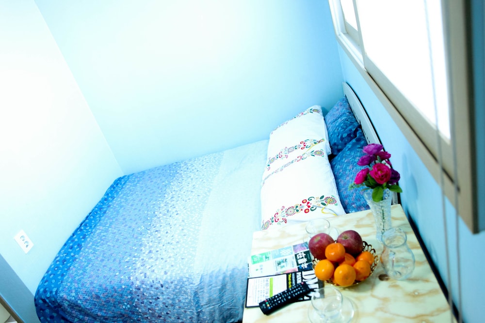 WELL PLUS BNB Guest House