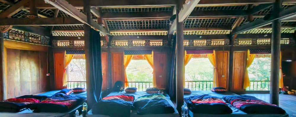 Ban Lien Pine Homestay Lao Cai