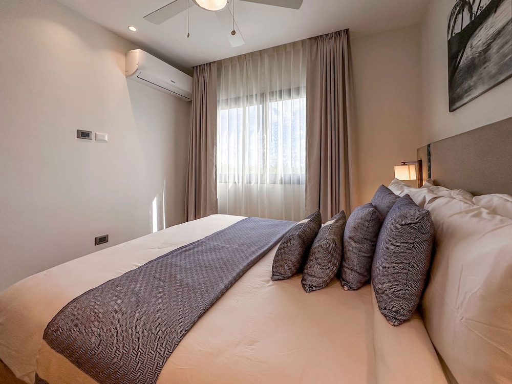 Fantastic new Golf View Apartment