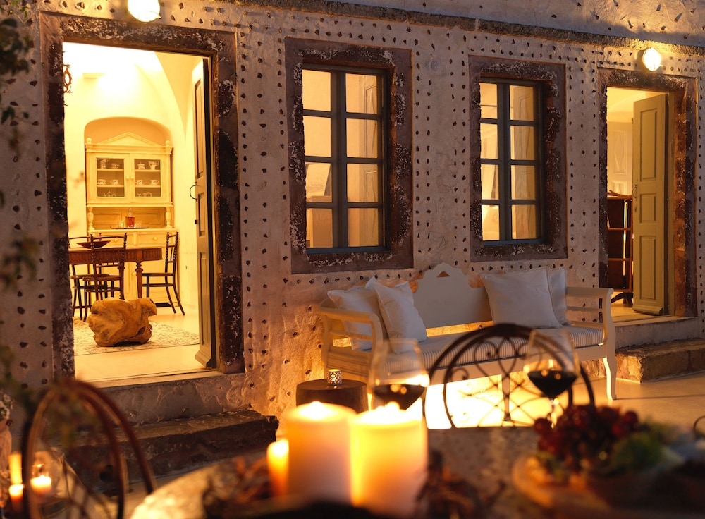 OIA Unique Homes by K&K