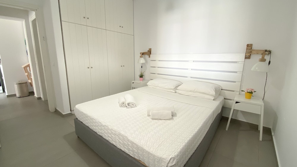 Amperian Mykonos Suites & Villas