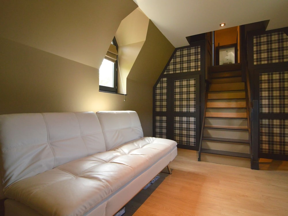 Splendid Holiday Home in Pepinster With Private Garden, BBQ view 5