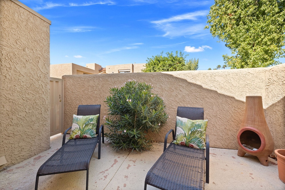 Ironwood Desert Retreat With Private Jacuzzi Scenic Views