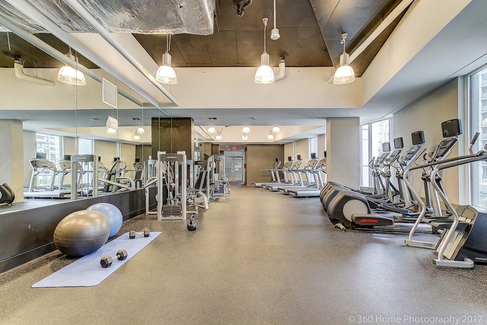 Beautiful Home by Rogers Centre