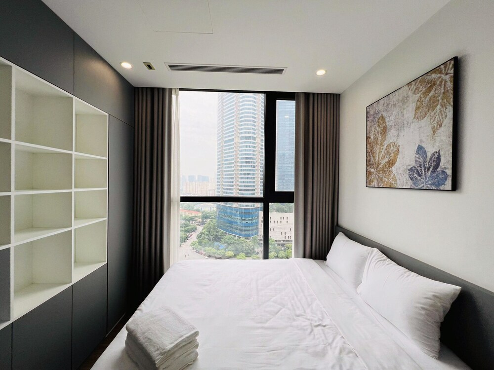 TIL - Vinhomes Skylake Elegance Suites
