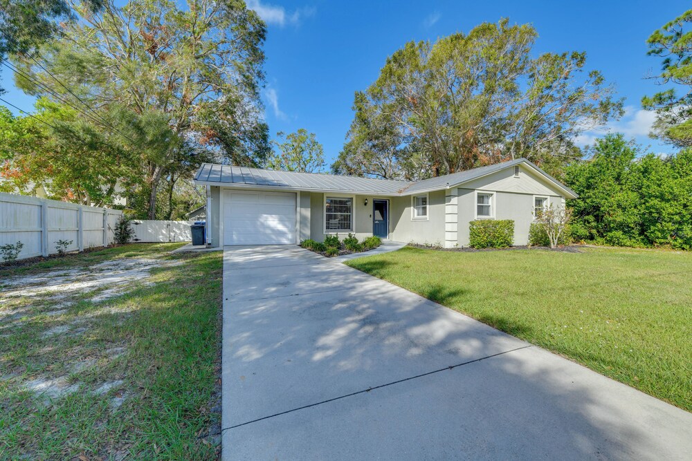 Near Beaches + Downtown: Sarasota Home w/ Lanai