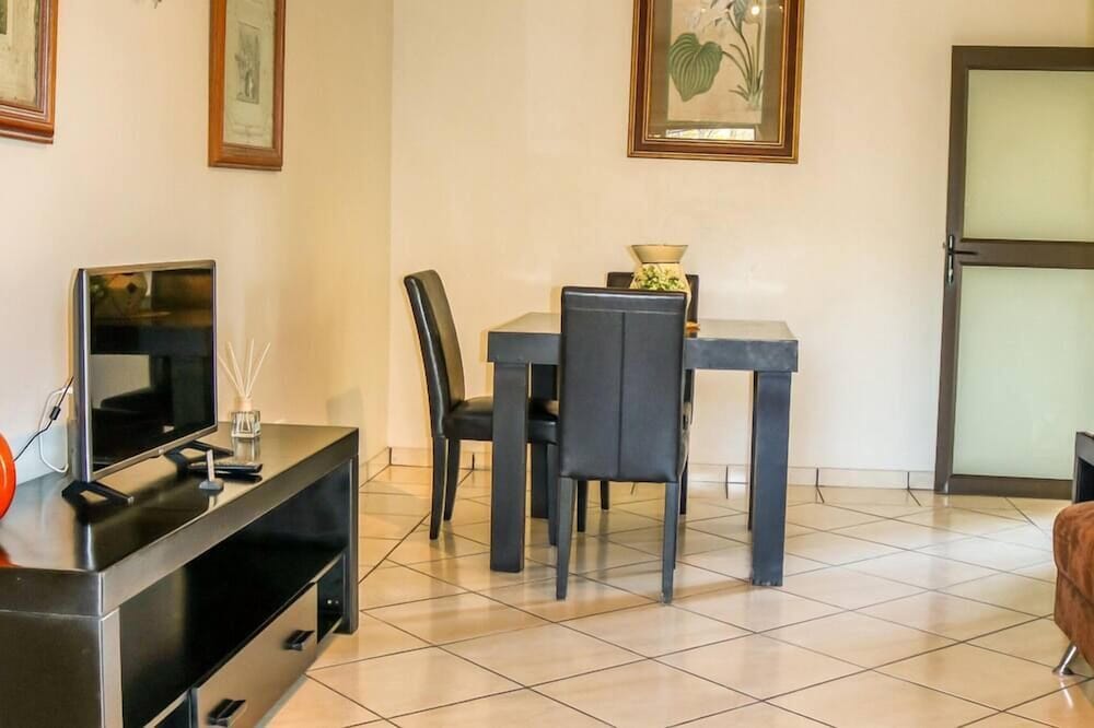 Peo Luxury Apartments