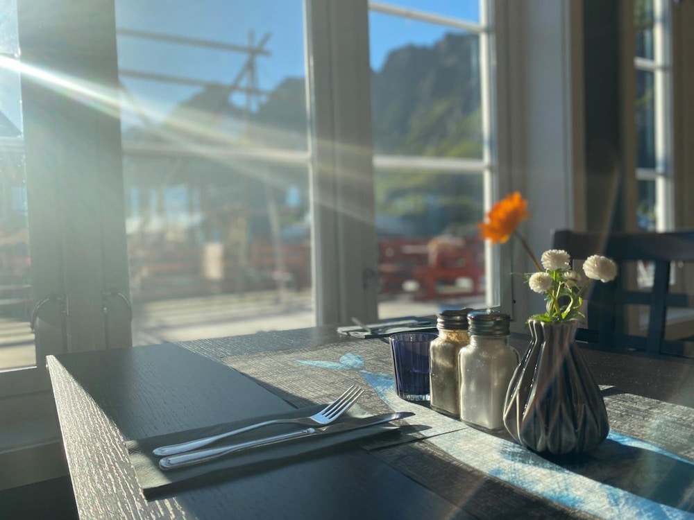 Brygga Restaurant & Room