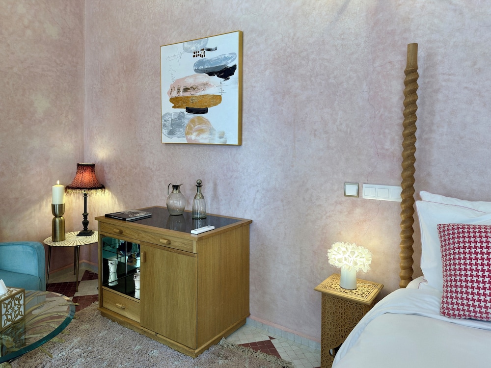 Riad LallaBaya