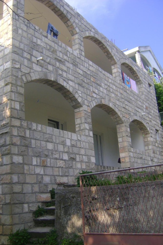Guest House Vojinovic view 2