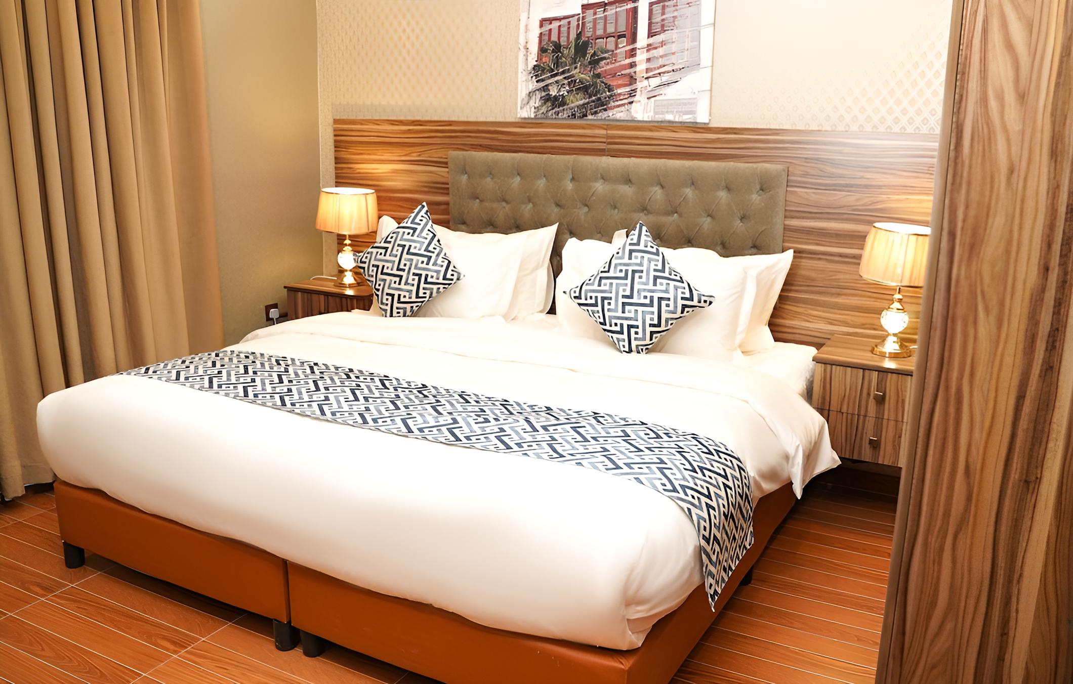 CREDI HOTEL