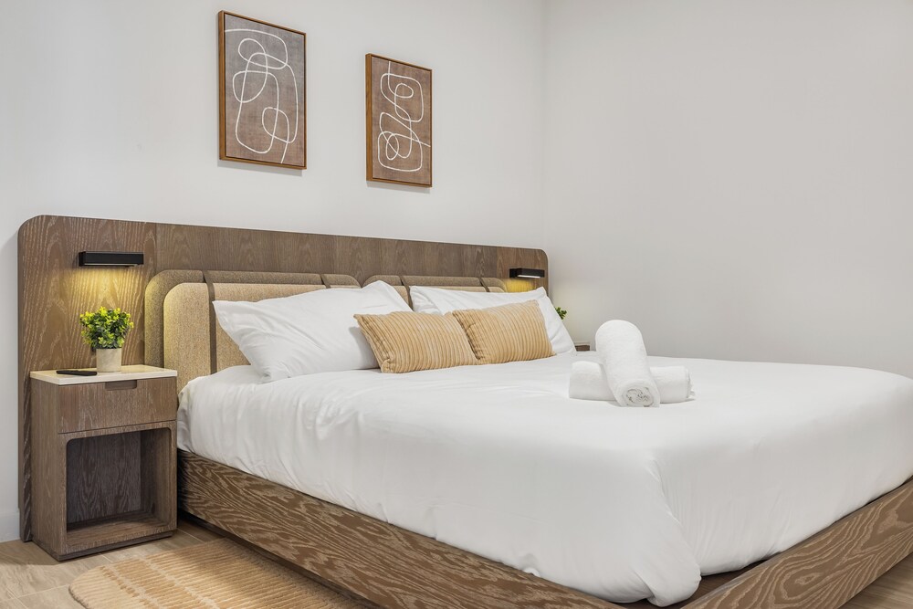 Luxury Condos Near Miami Beach