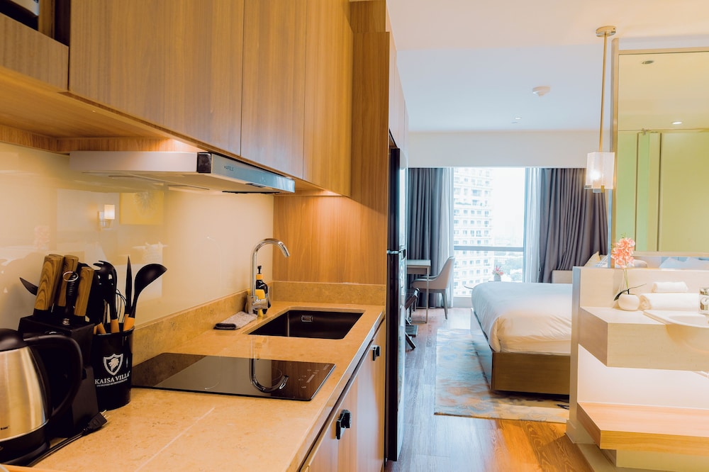 Hotel Residences at Acqua