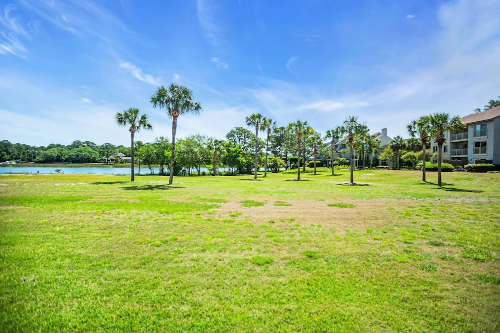 1722 Bluff Villas at The Sea Pines Resort