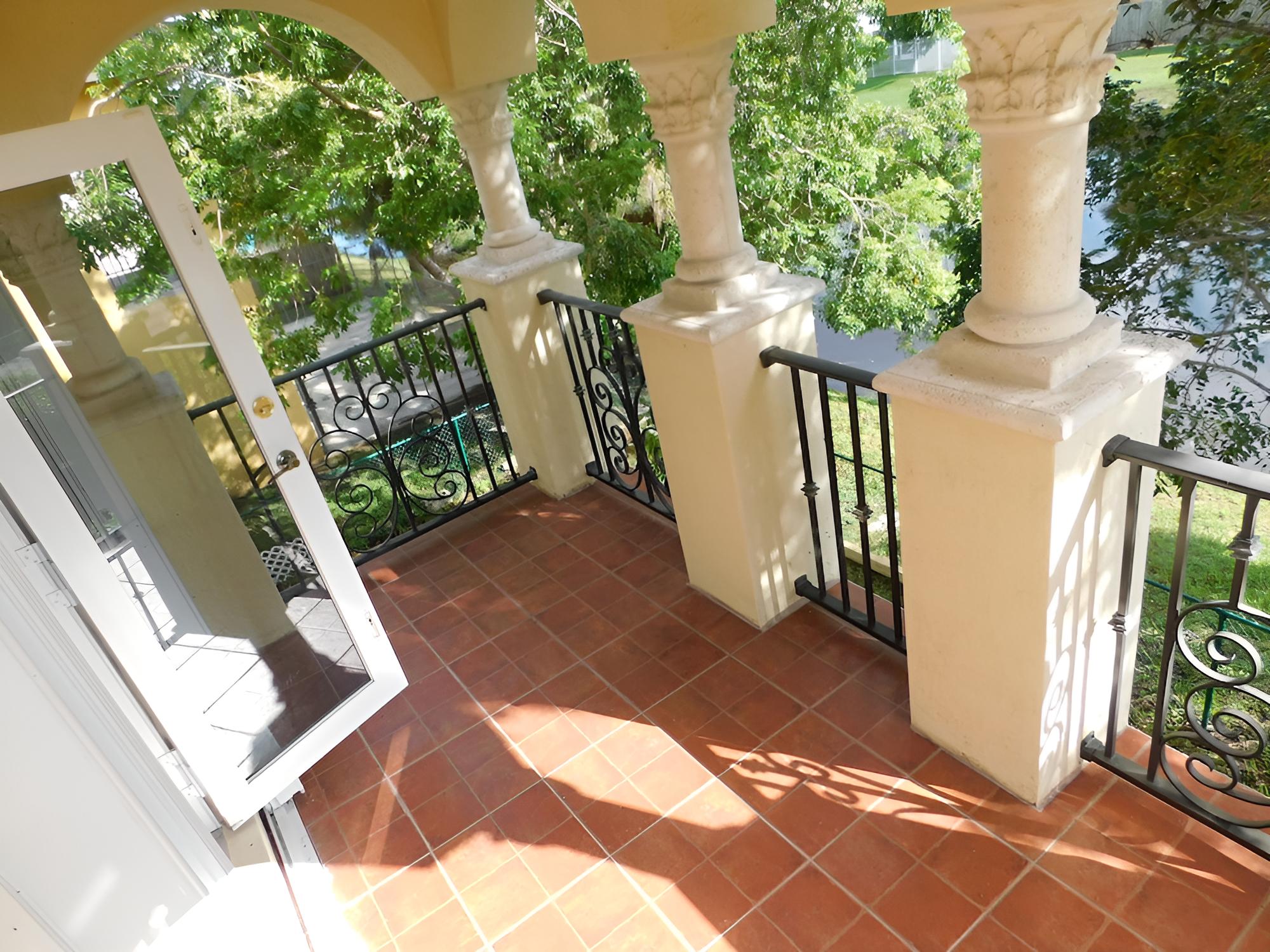 Hennessey House Florida