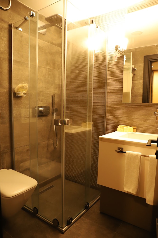 Royal Çeşme Otel - Image 23