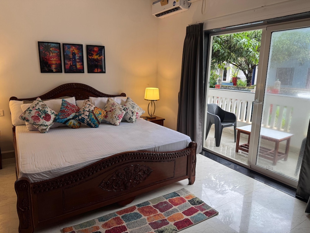 Apricot Inn