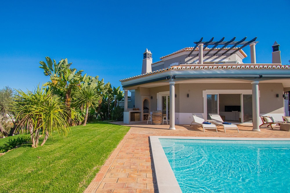 Casa Bela Vista in Est Mbar