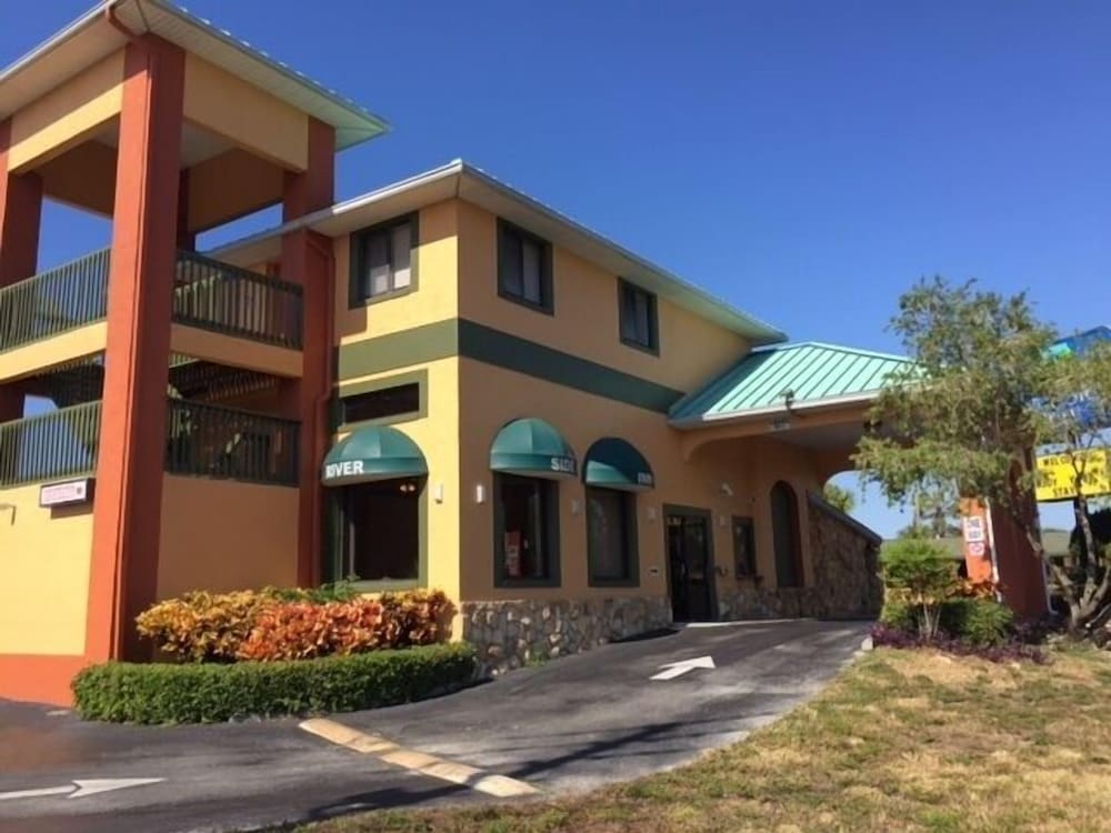 River Side Inn