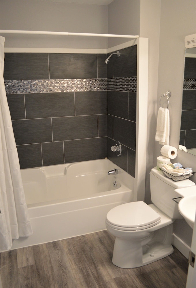 On the Beachfront Vacation Rentals