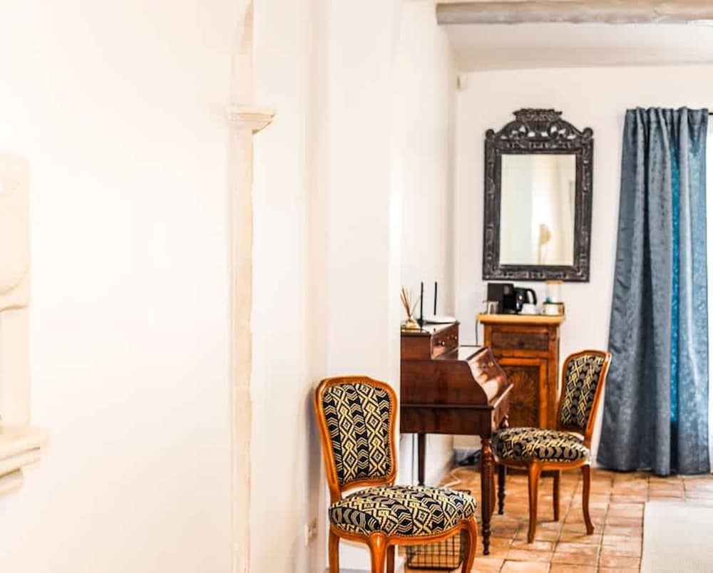 Charming Mas Provencal With Swimming Pool