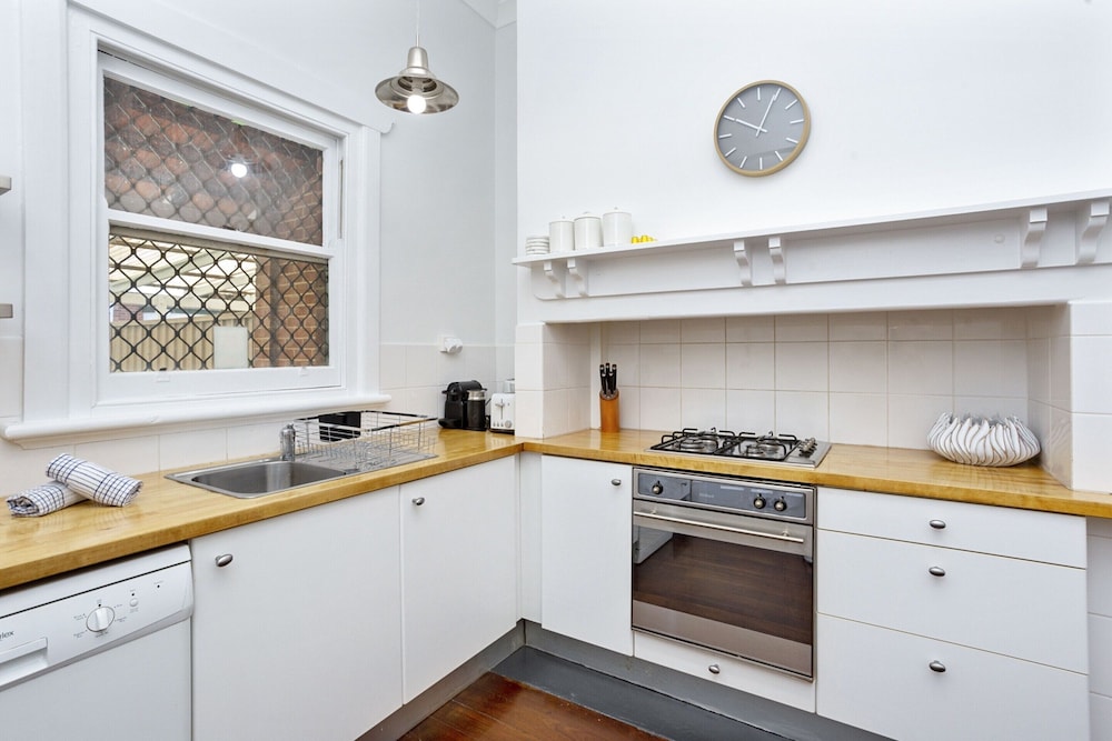 Elegant Art Semi Detached 2-bed Home