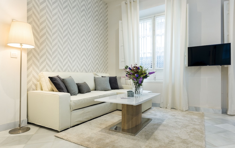 Genteel Home Galera I view 3