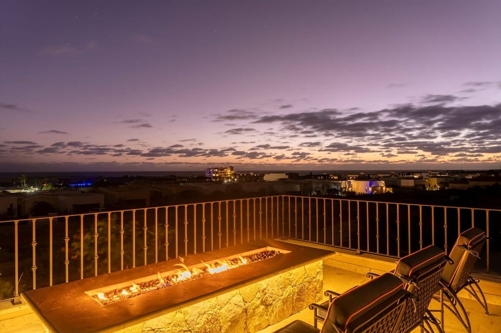 4BD Diamante Spacious Patio and Private Pool