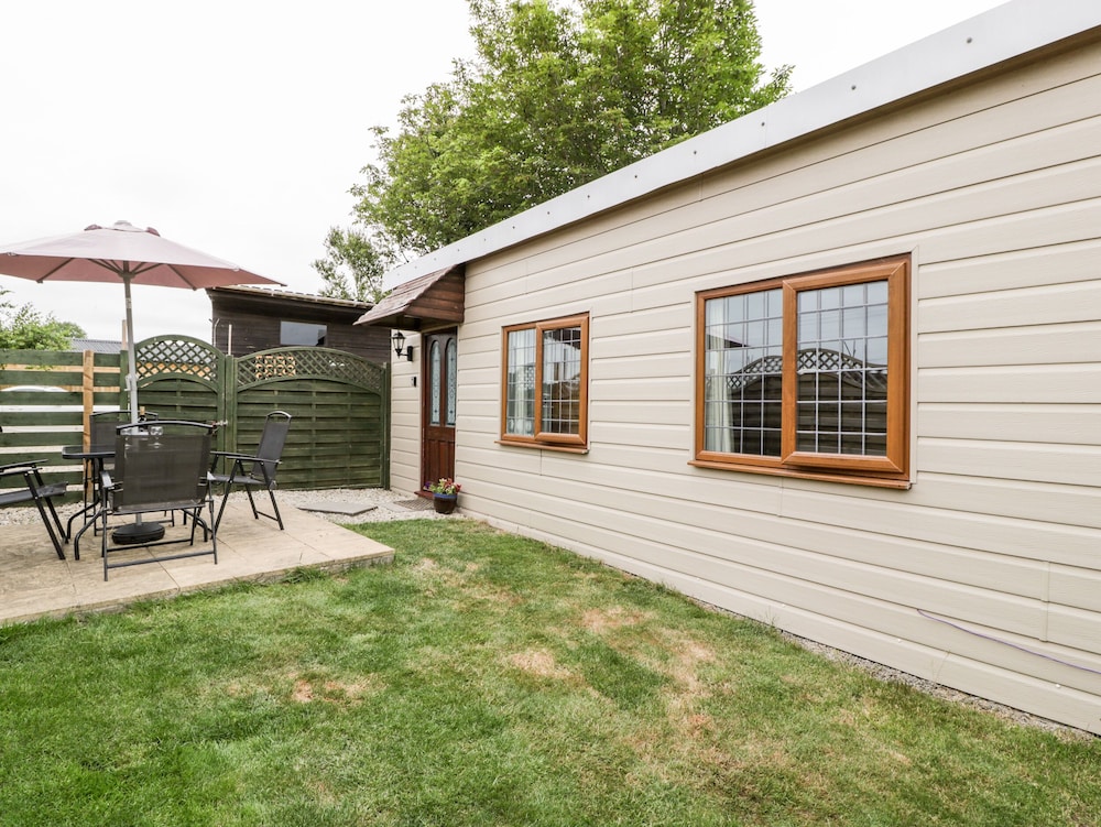 Wisteria Chalet view 5