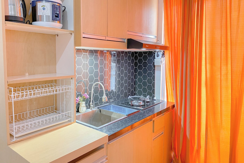 Minimalist Studio Apartment At Cinere Resort