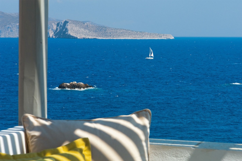Onar Suites & Villas