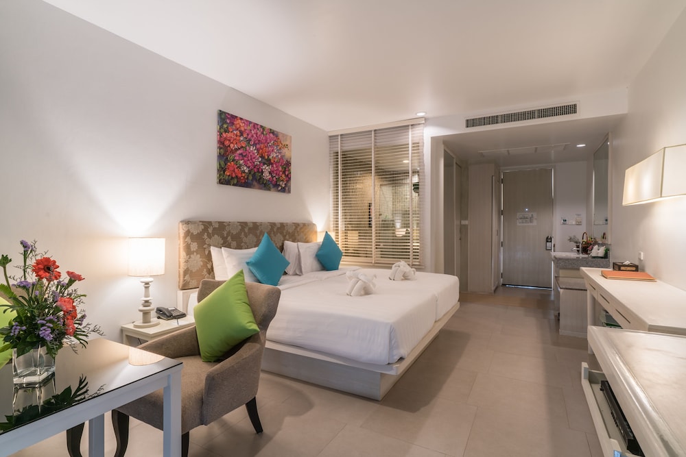 The Briza Beach Resort Khaolak — 10