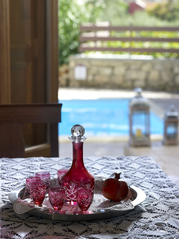 Vederi Estate