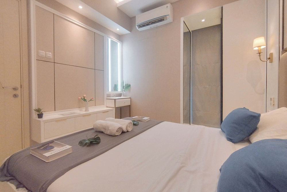 Comfort 2Br Direct Access To Mall At Benson Supermall Mansion Apartment