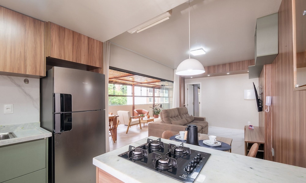 Apartment With Balcony and Barbecue Cec0801