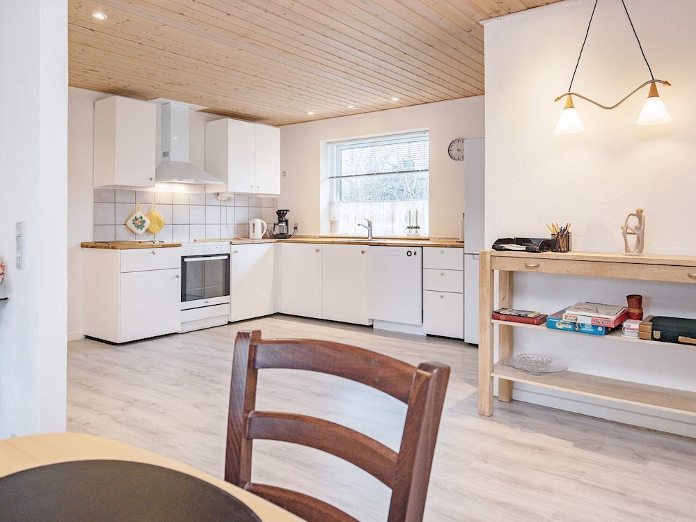 6 Person Holiday Home in Gedser-by Traum