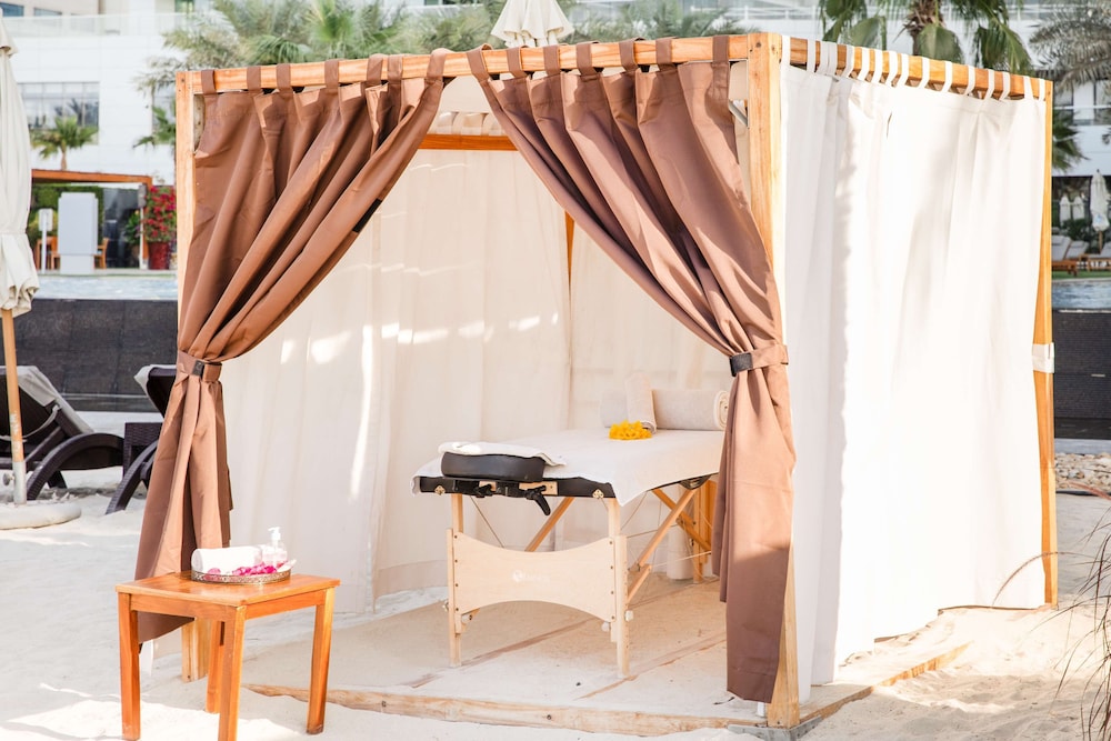 DoubleTree by Hilton Dubai - Jumeirah Beach