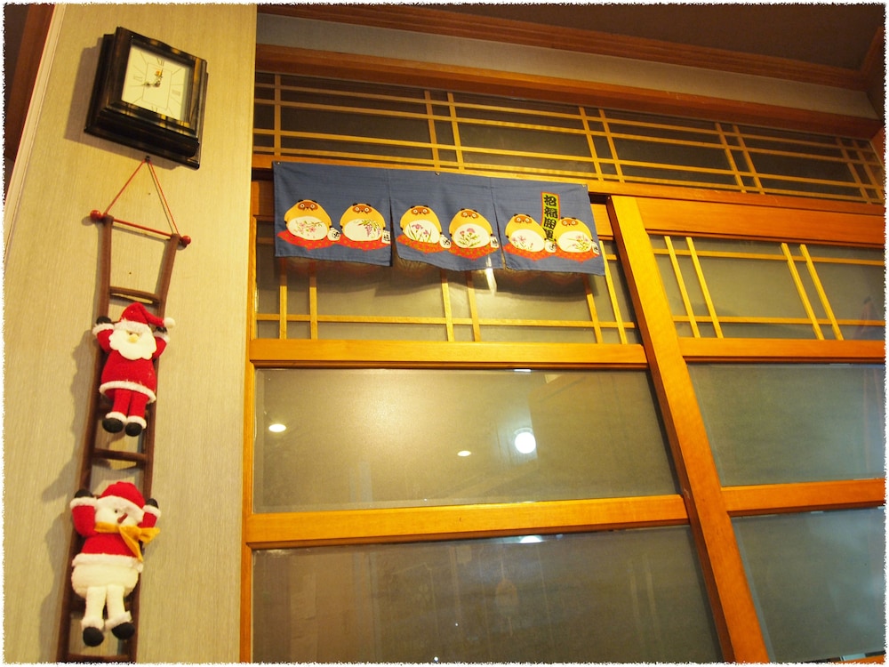 Elmar Guesthouse - Hostel