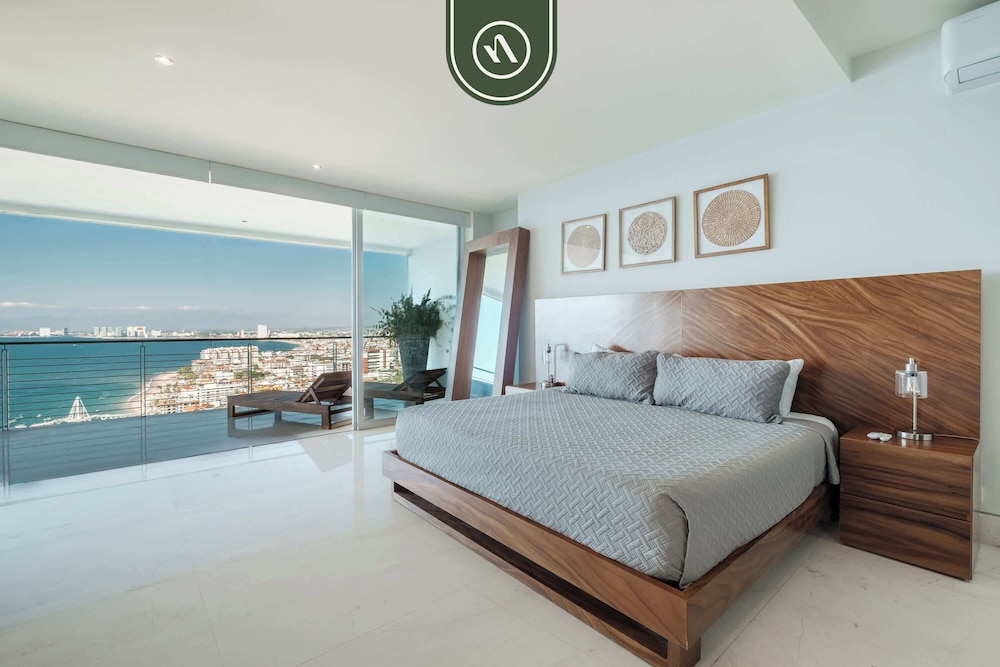 Oceanview Penthouse With Private Pool - BBQ
