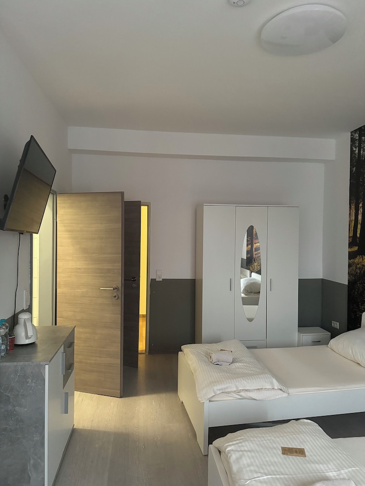 Shirdel Pension
