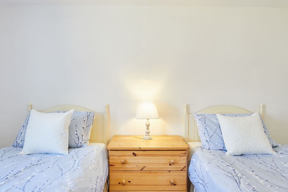 Host Stay Swingletree Cottage